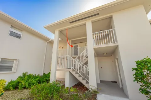 33 Lake Vista Trail #202