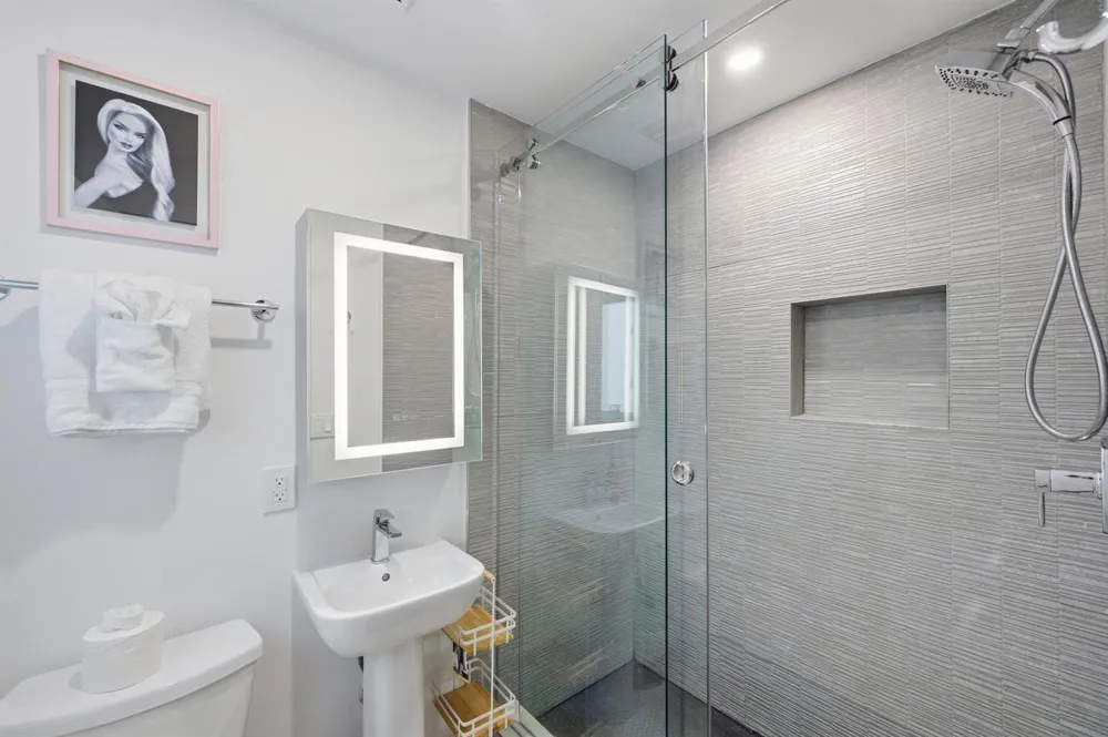 100 NE 22nd Street Wilton Manors, FL 33305