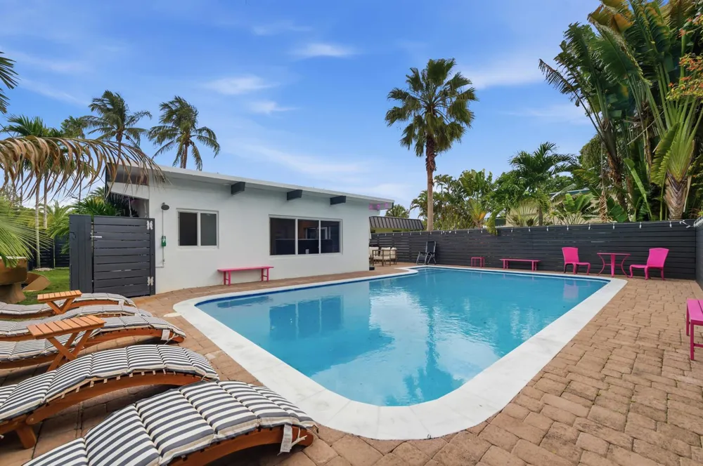 100 NE 22nd Street Wilton Manors, FL 33305