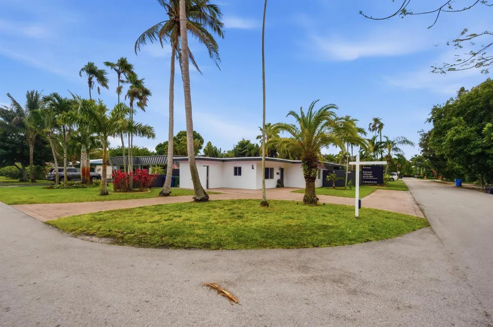 100 NE 22nd Street Wilton Manors, FL 33305