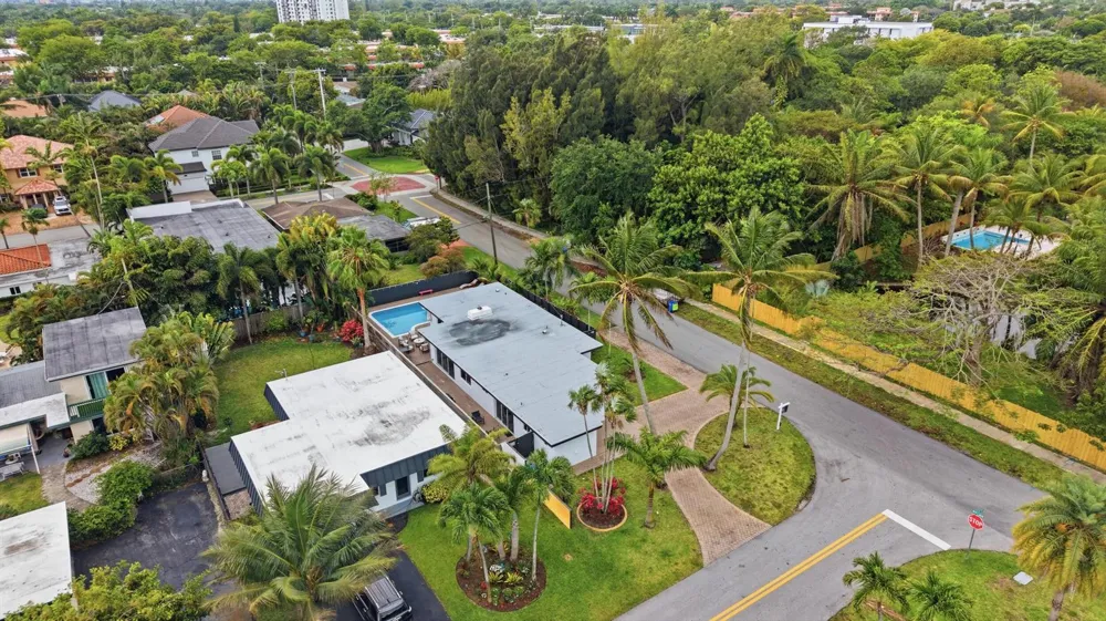 100 NE 22nd Street Wilton Manors, FL 33305