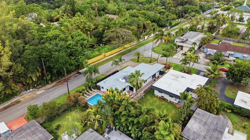 100 NE 22nd Street Wilton Manors, FL 33305