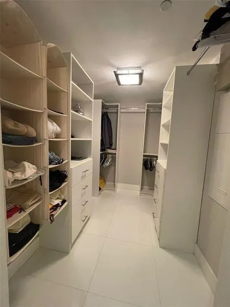 465 Brickell Avenue #1201 Miami, FL 33131
