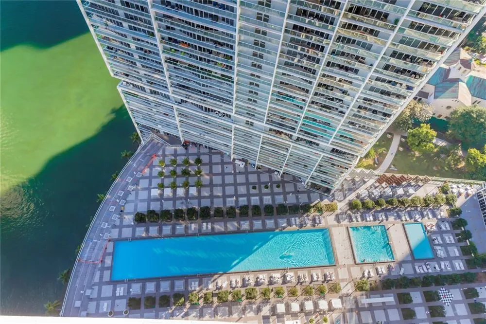 465 Brickell Avenue #1201 Miami, FL 33131