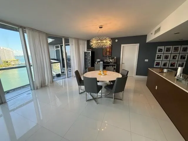 465 Brickell Avenue #1201 Miami, FL 33131