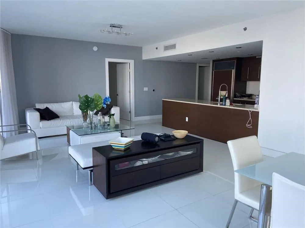 465 Brickell Avenue #1201 Miami, FL 33131