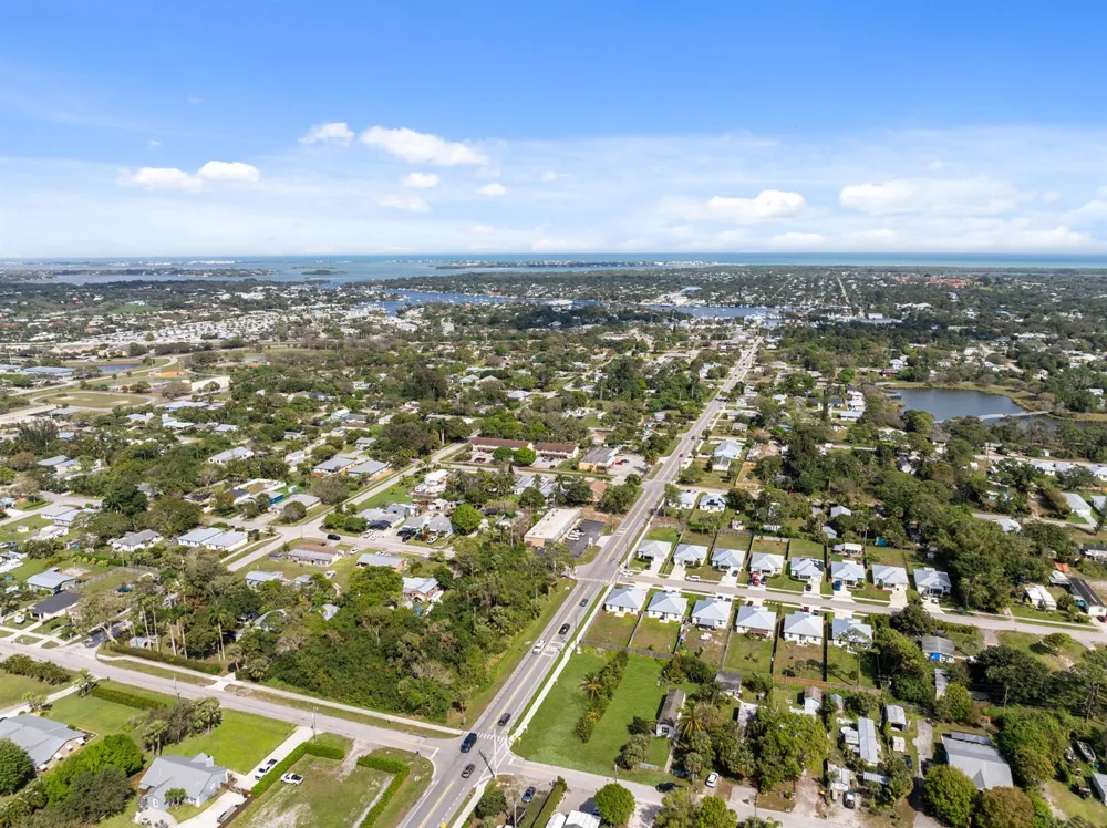 5161 SE Kingfish Avenue Stuart, FL 34997