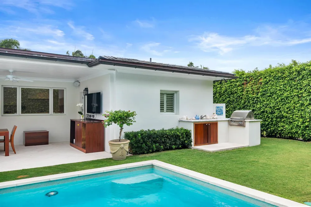 225 Jamaica Lane Palm Beach, FL 33480