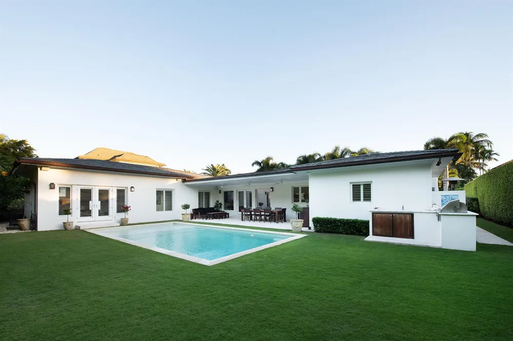 225 Jamaica Lane Palm Beach, FL 33480