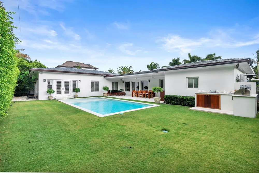 225 Jamaica Lane Palm Beach, FL 33480