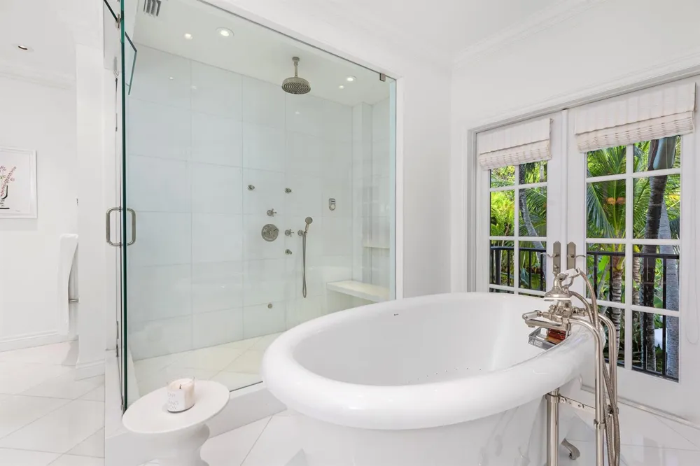 9 Via Vizcaya Palm Beach, FL 33480
