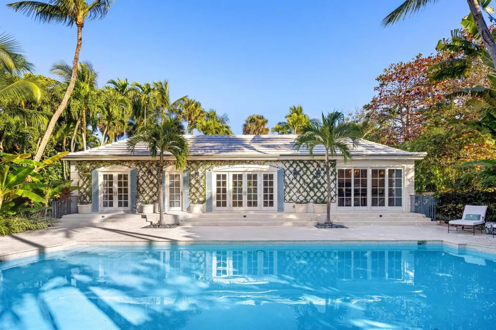 9 Via Vizcaya Palm Beach, FL 33480