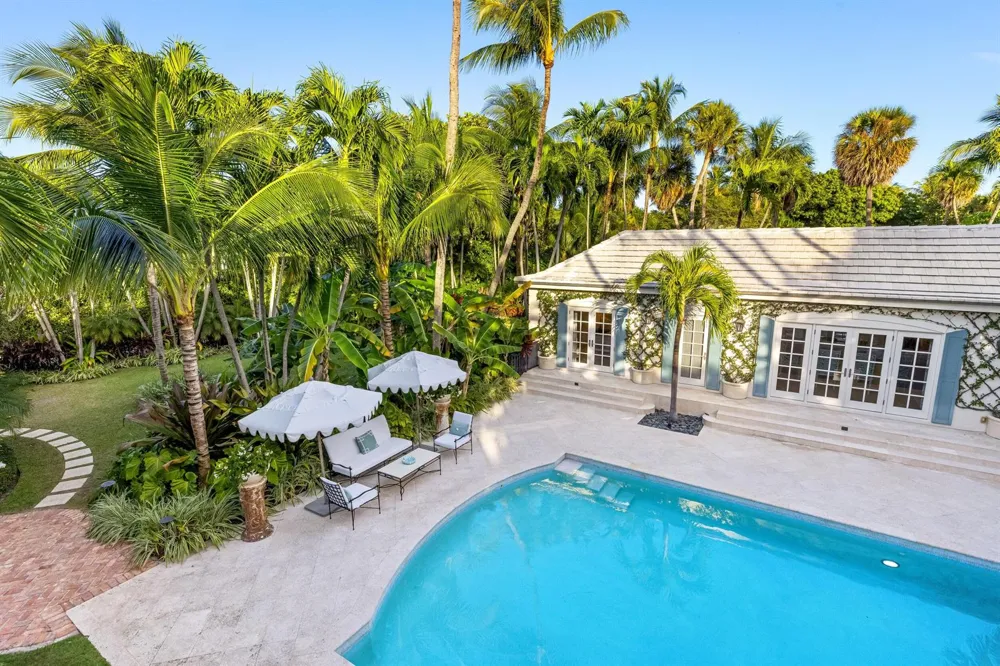 9 Via Vizcaya Palm Beach, FL 33480