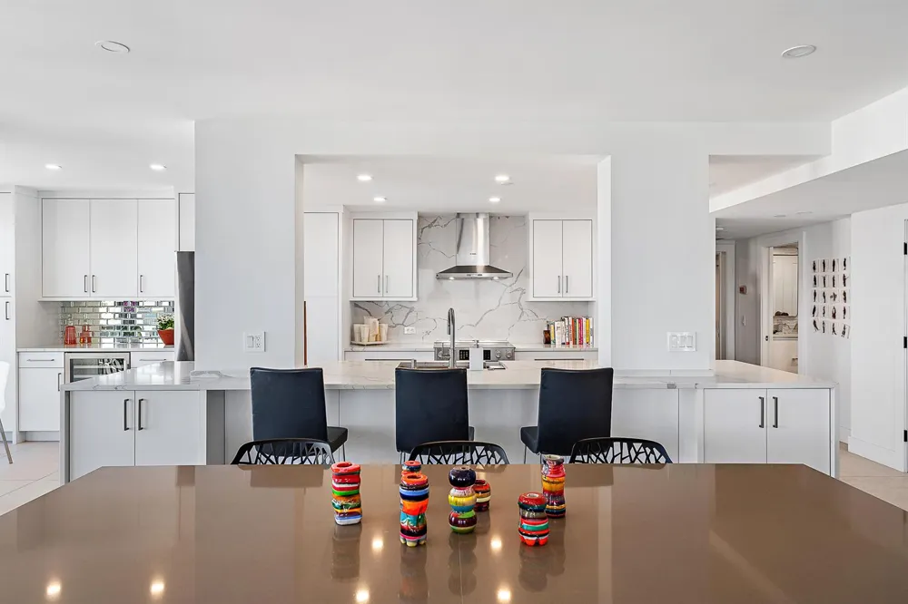 4000 Ocean Drive #2503 Singer Island, FL 33404