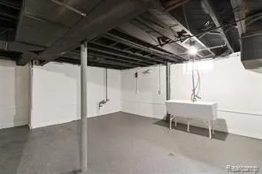 10642 Mckinney Street Detroit, MI 48224
