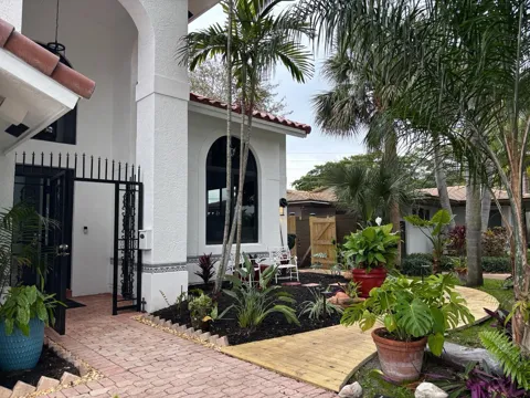 307 Highland Drive
