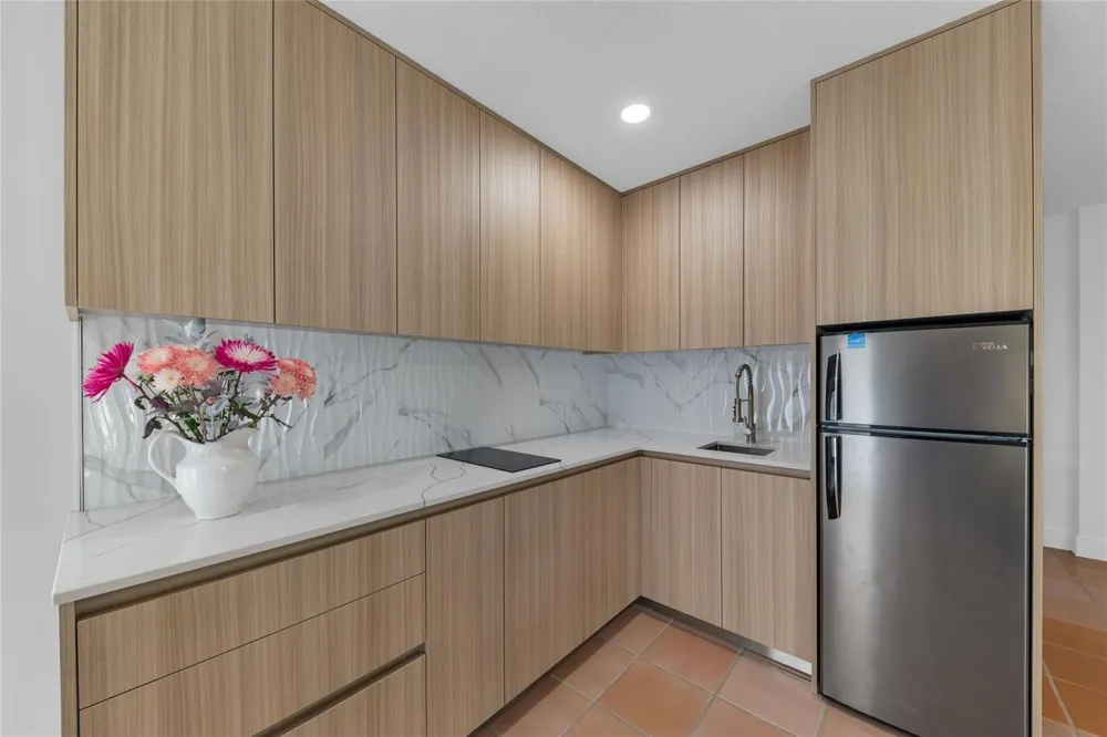 307 Highland Drive Hollywood, FL 33021