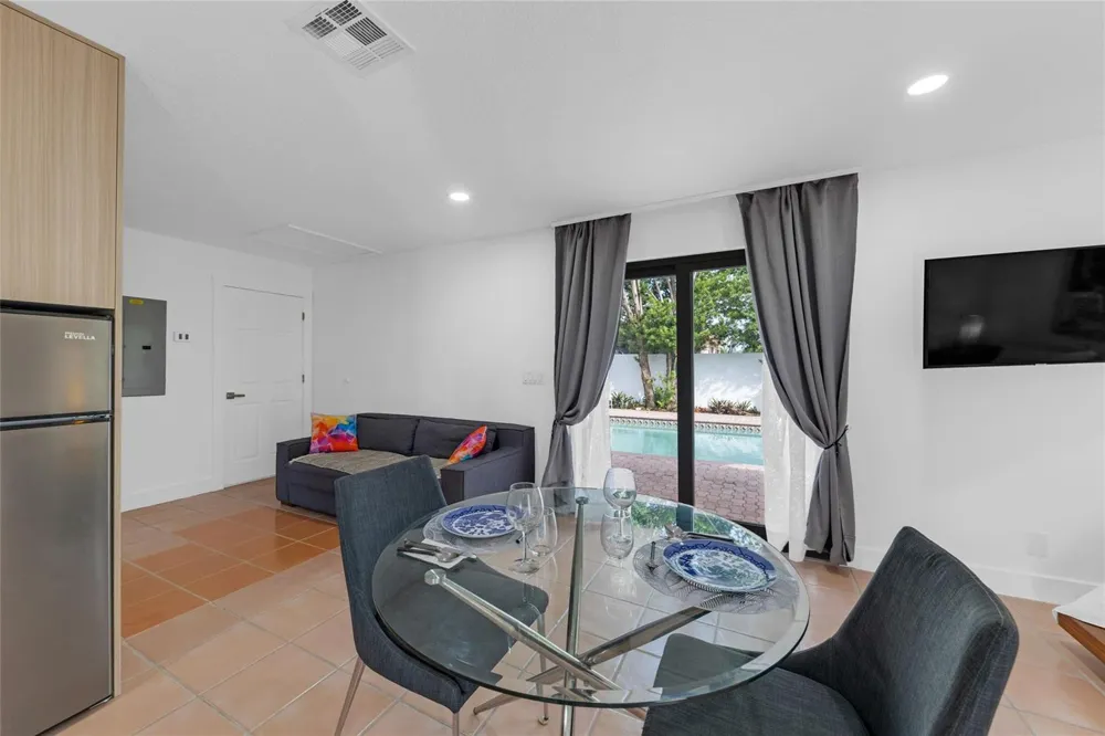 307 Highland Drive Hollywood, FL 33021