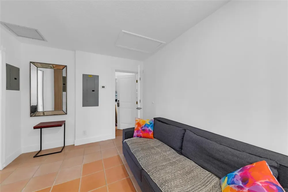 307 Highland Drive Hollywood, FL 33021