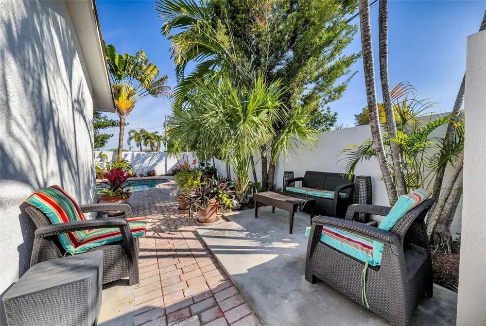307 Highland Drive Hollywood, FL 33021