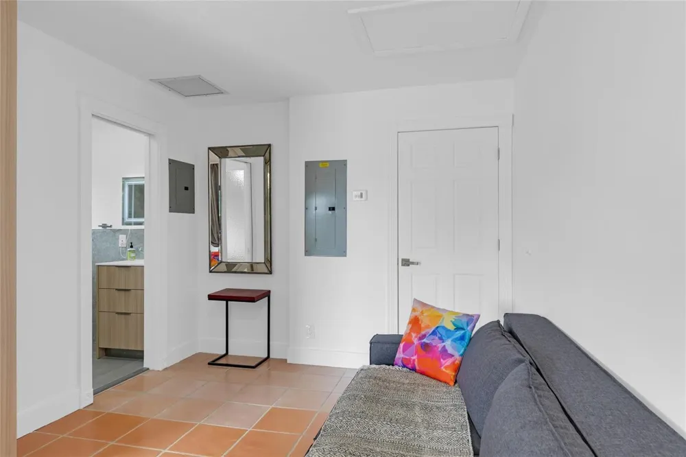 307 Highland Drive Hollywood, FL 33021