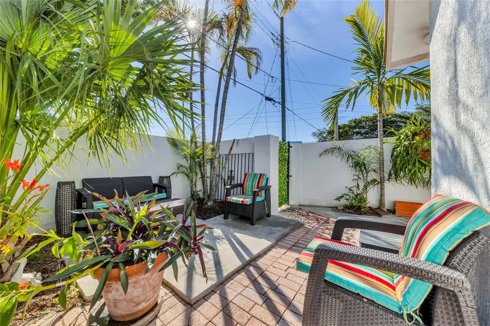 307 Highland Drive Hollywood, FL 33021