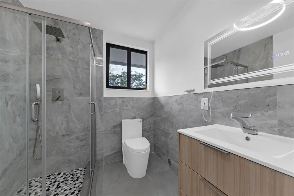 307 Highland Drive Hollywood, FL 33021