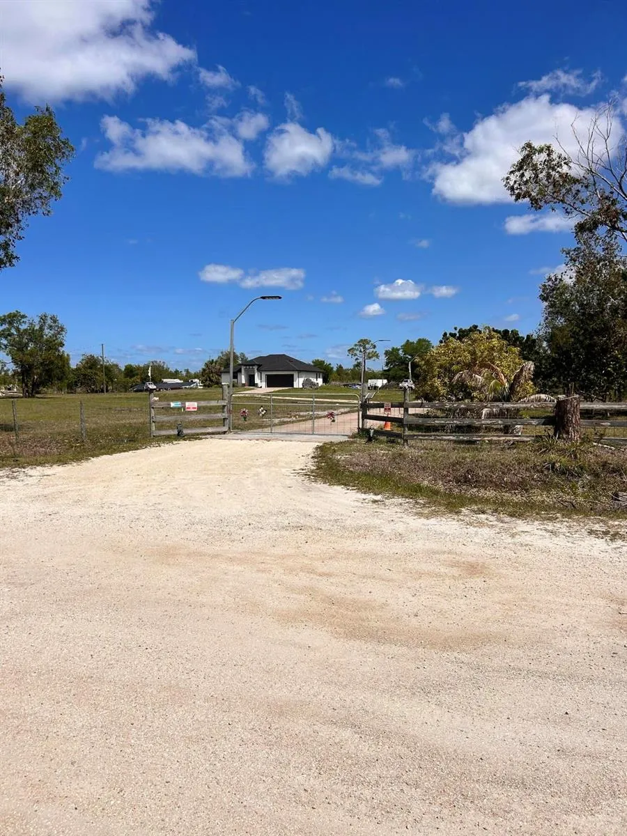 3401 Sand Road Cape Coral, FL 33993