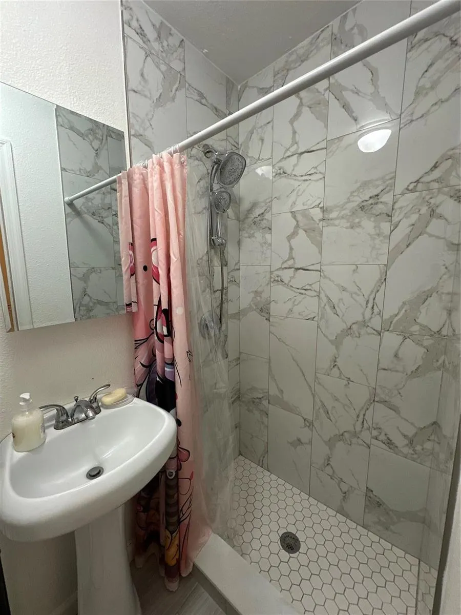 3401 Sand Road Cape Coral, FL 33993