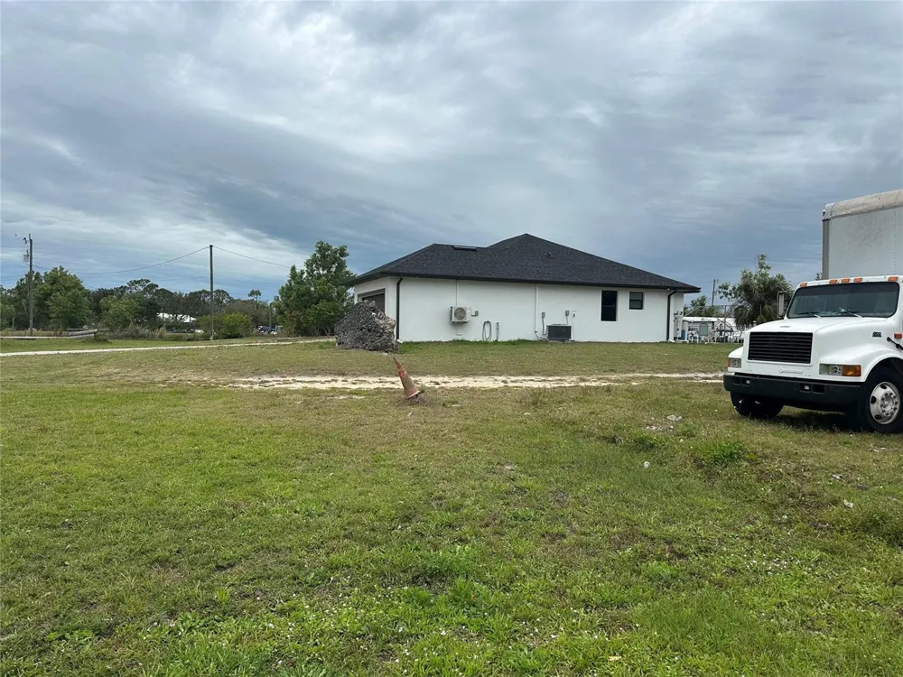3401 Sand Road Cape Coral, FL 33993