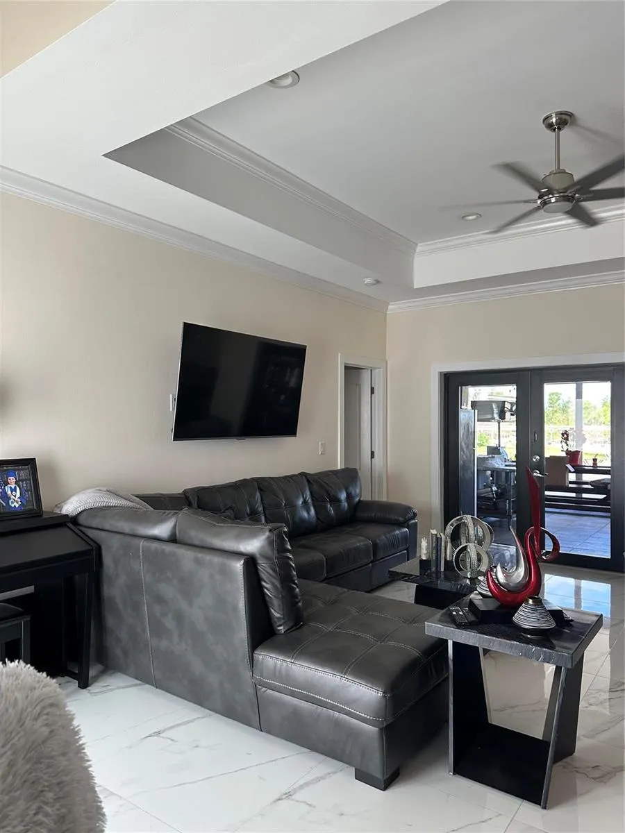 3401 Sand Road Cape Coral, FL 33993