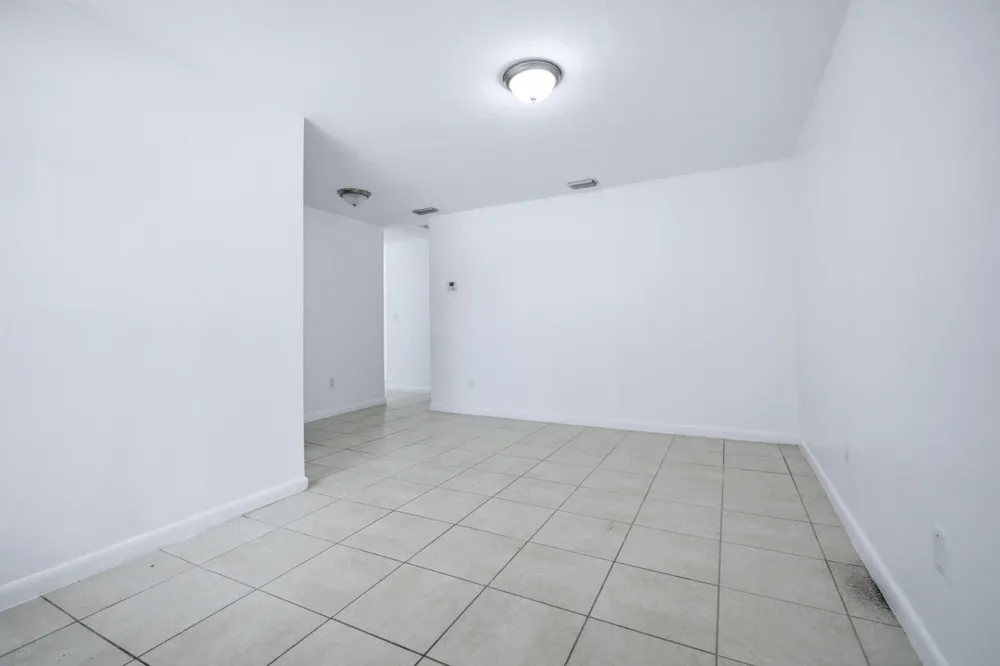 750 NW 56th Street #4 Miami, FL 33127
