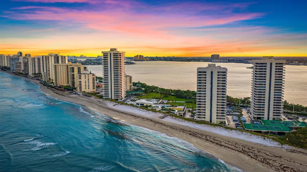 5510 Ocean Drive #11b Singer Island, FL 33404