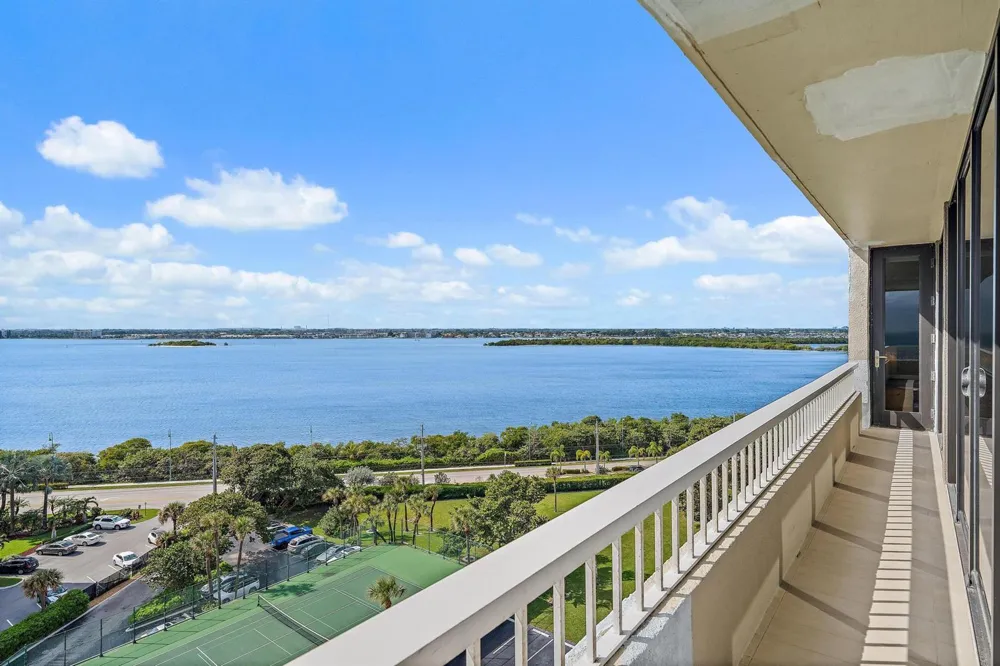 5510 Ocean Drive #11b Singer Island, FL 33404