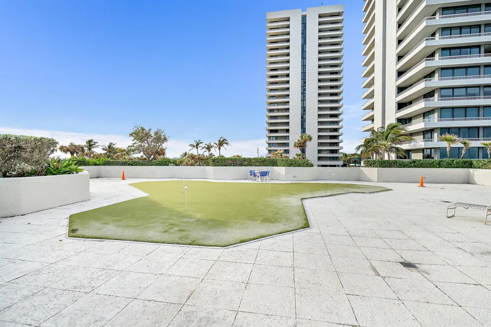5510 Ocean Drive #11b Singer Island, FL 33404