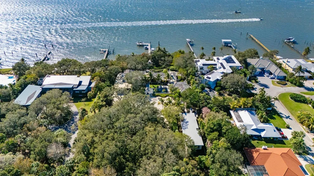 109 S River Road Sewalls Point, FL 34996