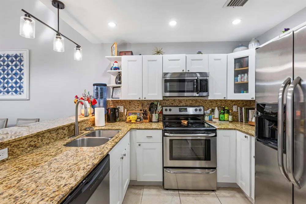 7176 Sportsmans Drive North Lauderdale, FL 33068