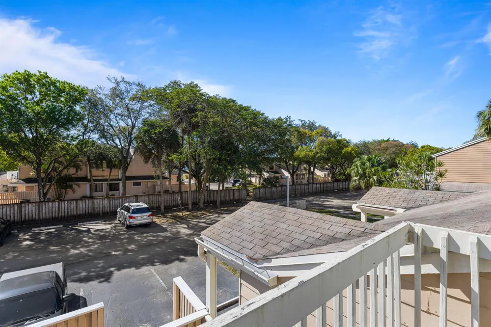 7176 Sportsmans Drive North Lauderdale, FL 33068