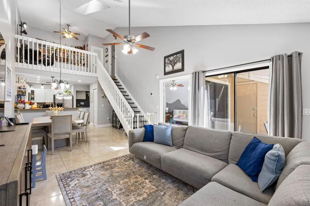 7176 Sportsmans Drive North Lauderdale, FL 33068