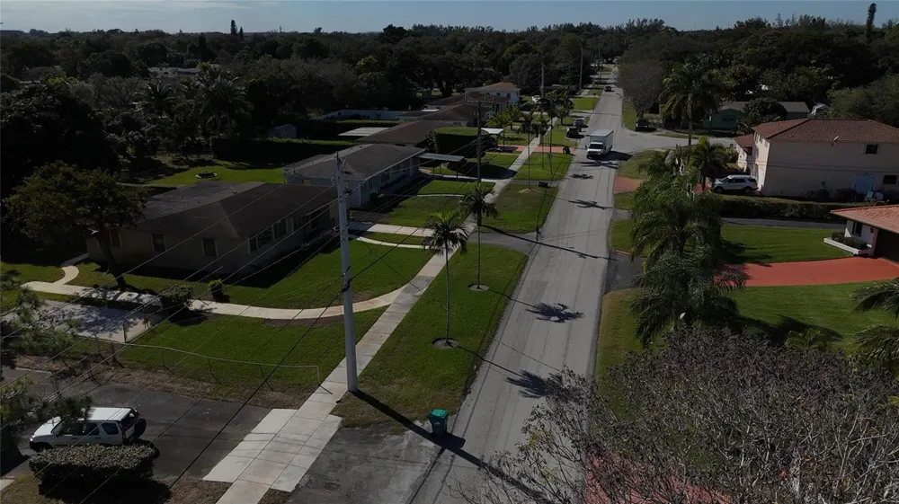 940 NW 151st Street Miami, FL 33169