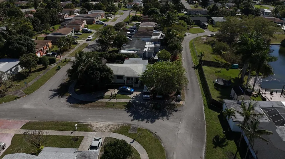 940 NW 151st Street Miami, FL 33169