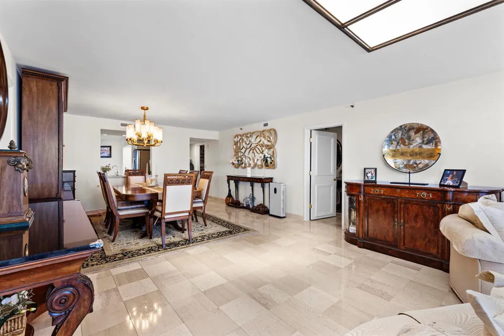 1167 Hillsboro Mile #709 Hillsboro Beach, FL 33062