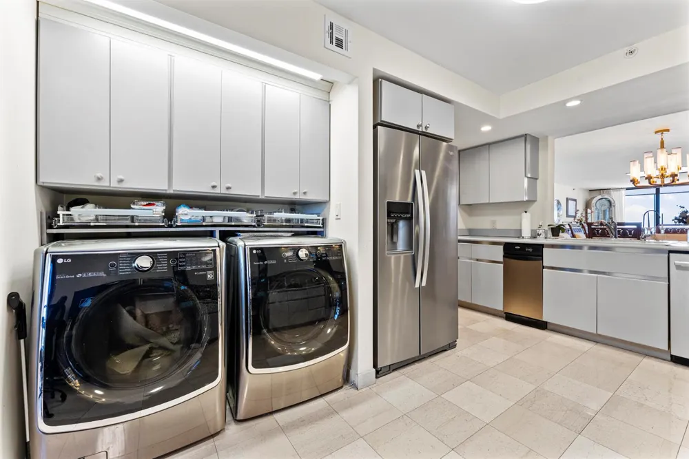 1167 Hillsboro Mile #709 Hillsboro Beach, FL 33062