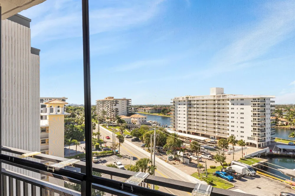 1167 Hillsboro Mile #709 Hillsboro Beach, FL 33062