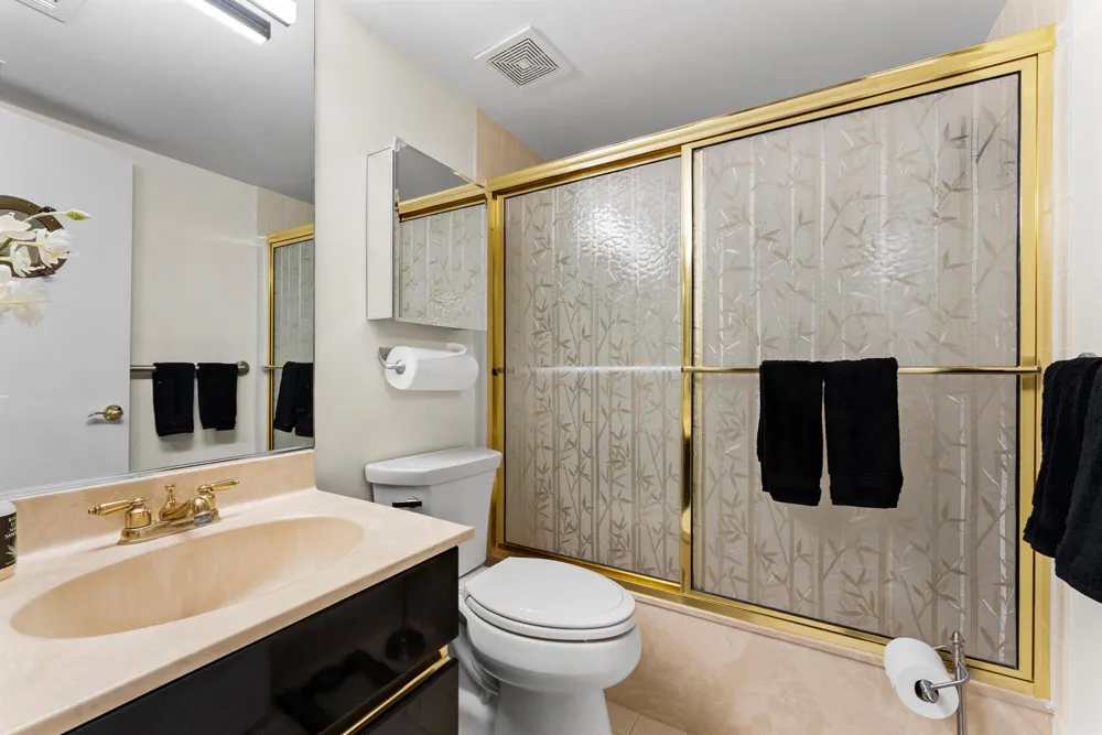 1167 Hillsboro Mile #709 Hillsboro Beach, FL 33062