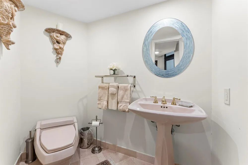 1167 Hillsboro Mile #709 Hillsboro Beach, FL 33062