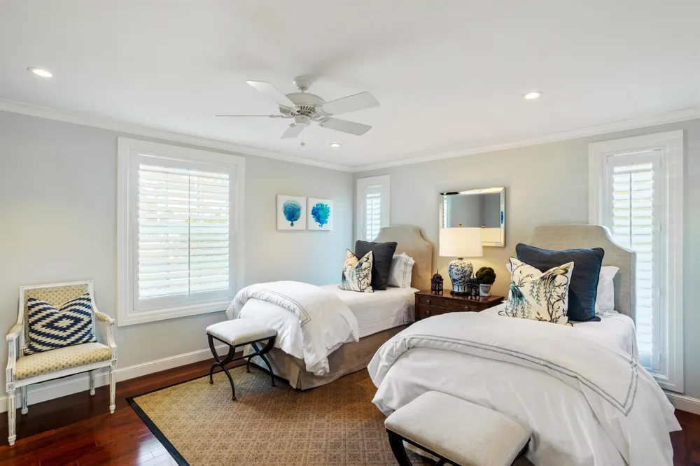 327 Arabian Road Palm Beach, FL 33480