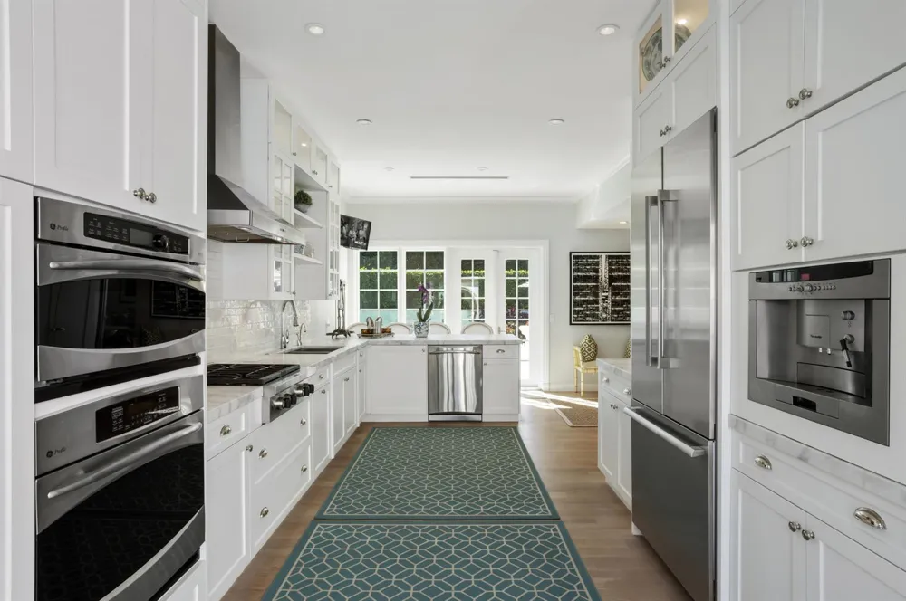 327 Arabian Road Palm Beach, FL 33480