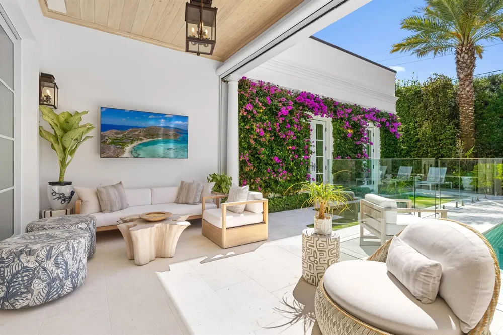 208 Sandpiper Drive Palm Beach, FL 33480