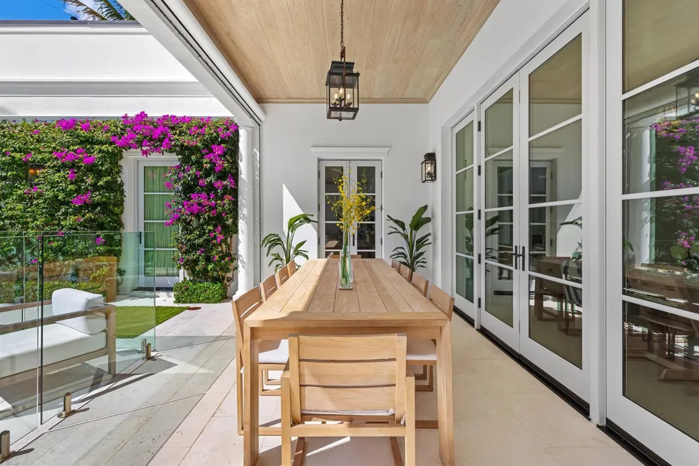 208 Sandpiper Drive Palm Beach, FL 33480